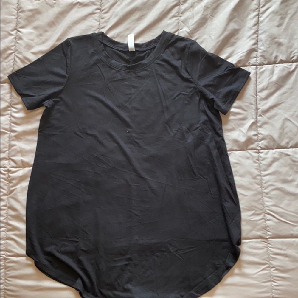 NWOT Women’s Short Sleeve Tee